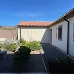 Вилла D'architecte, 12 Personnes, Avec Piscine Faugeres (Herault)