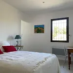 D'architecte, 12 Personnes, Avec Piscine * Faugeres (Herault)
