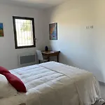 D'architecte, 12 Personnes, Avec Piscine * Faugeres (Herault)