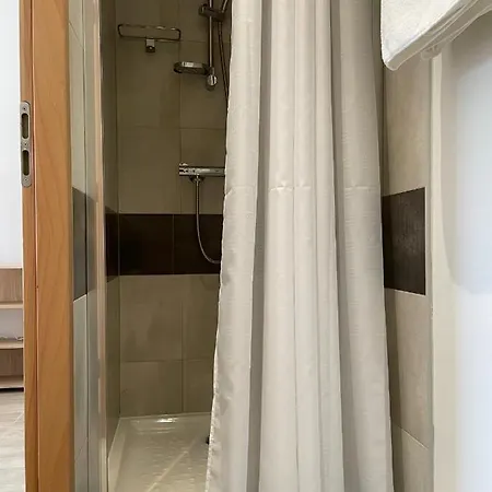 D'architecte, 12 Personnes, Avec Piscine Villa *