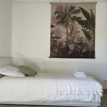 D'architecte, 12 Personnes, Avec Piscine Villa *