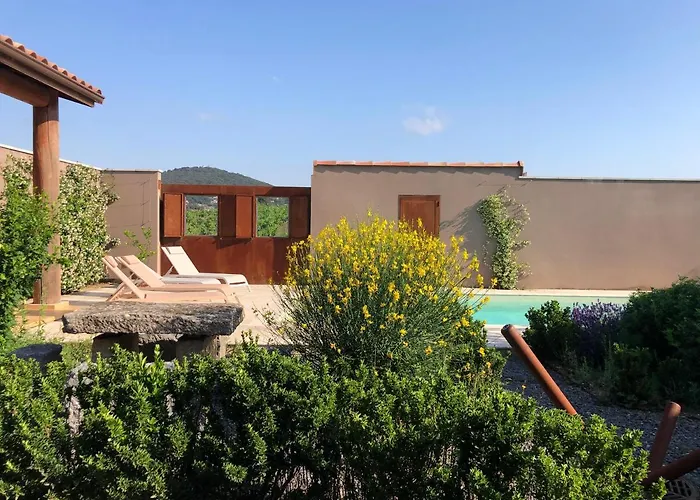 D'architecte, 12 Personnes, Avec Piscine فيلة