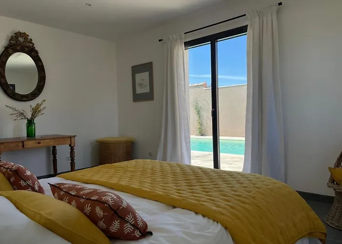 فيلة D'architecte, 12 Personnes, Avec Piscine Faugères